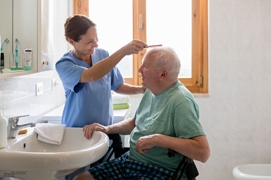 Personal Home Care Toronto Dignified Assistance for Daily Living Needs