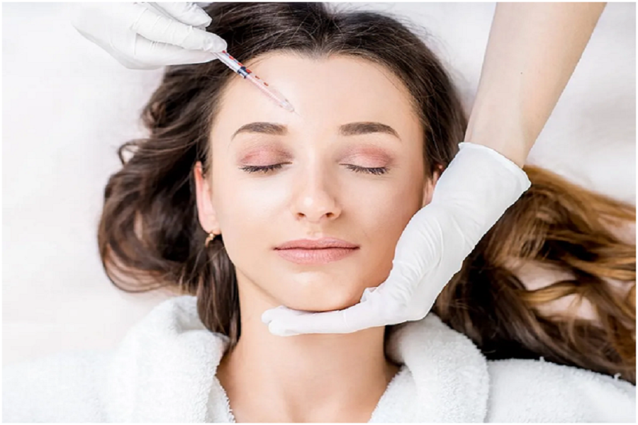 Popular Aesthetic Procedures Offered by Top Cosmetic Clinics