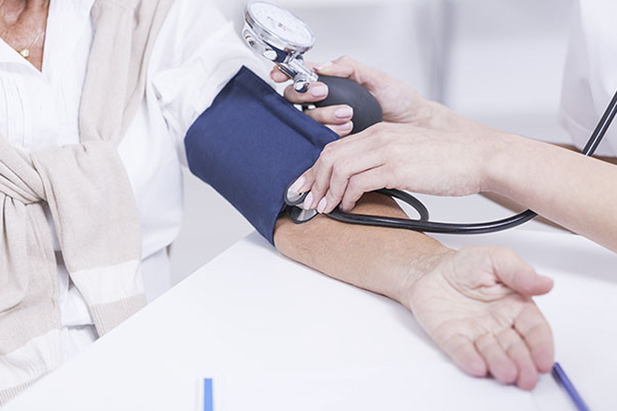 Blood Pressure and Aging: How Natural Support Like Arteris Plus Can Help
